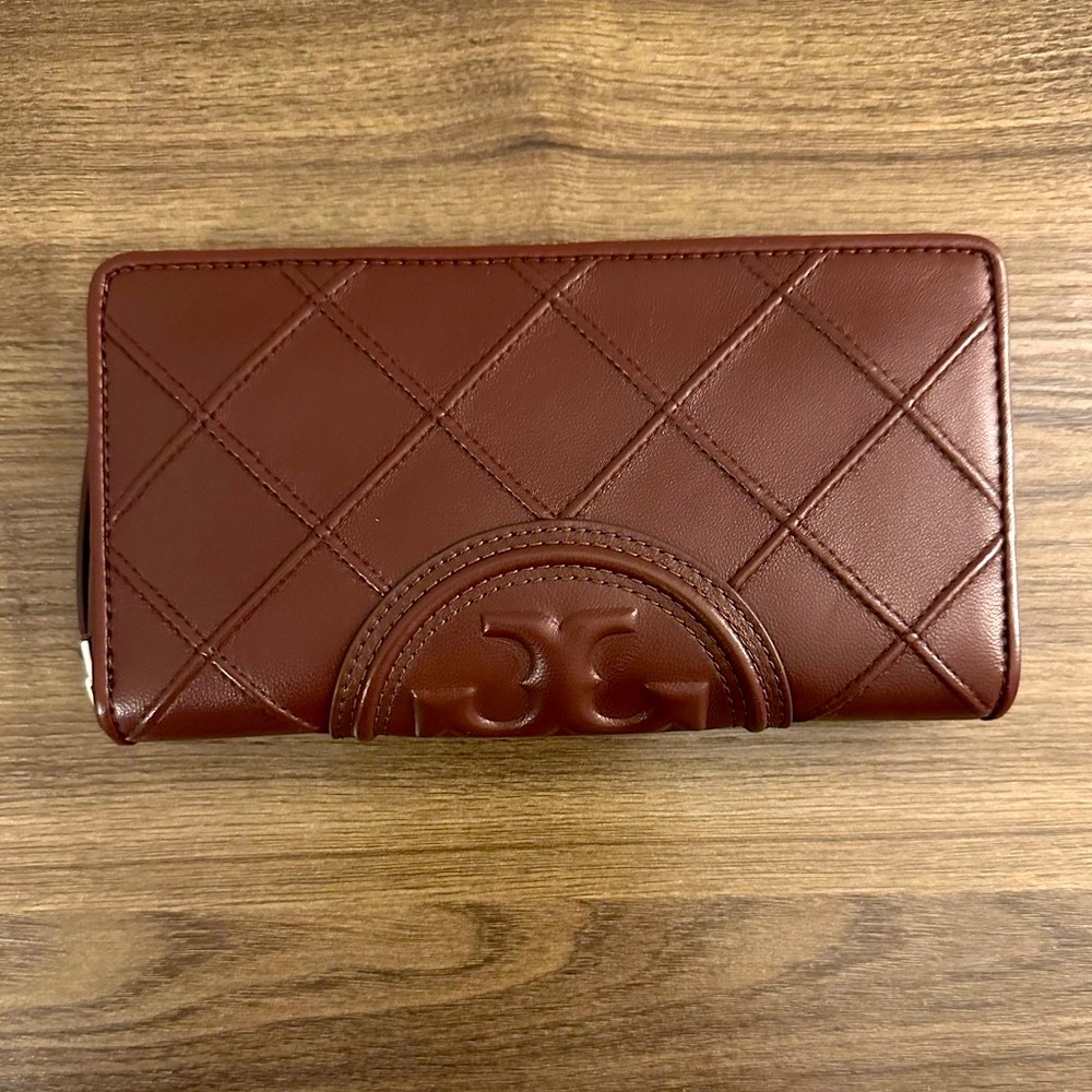 Tory Burch Fleming Soft Zip Continental Wallet Wine Color